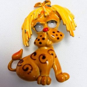 Lind Gal Enamel Lion Brooch